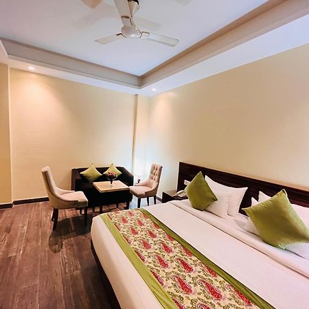Ganga Ashoka Hotel Rishikesh Exterior photo