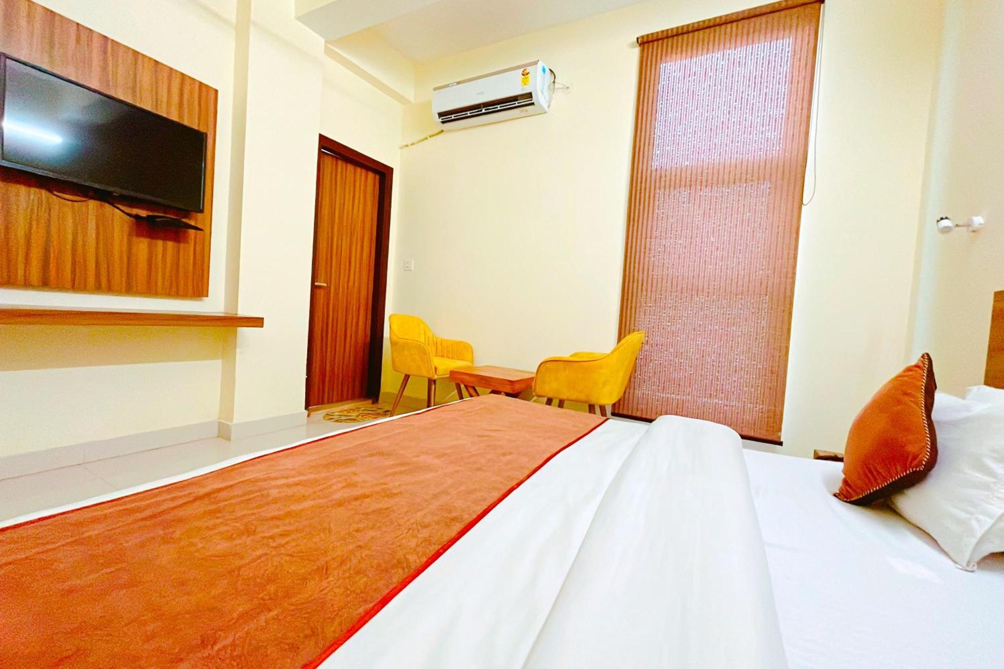 Ganga Ashoka Hotel Rishikesh Exterior photo