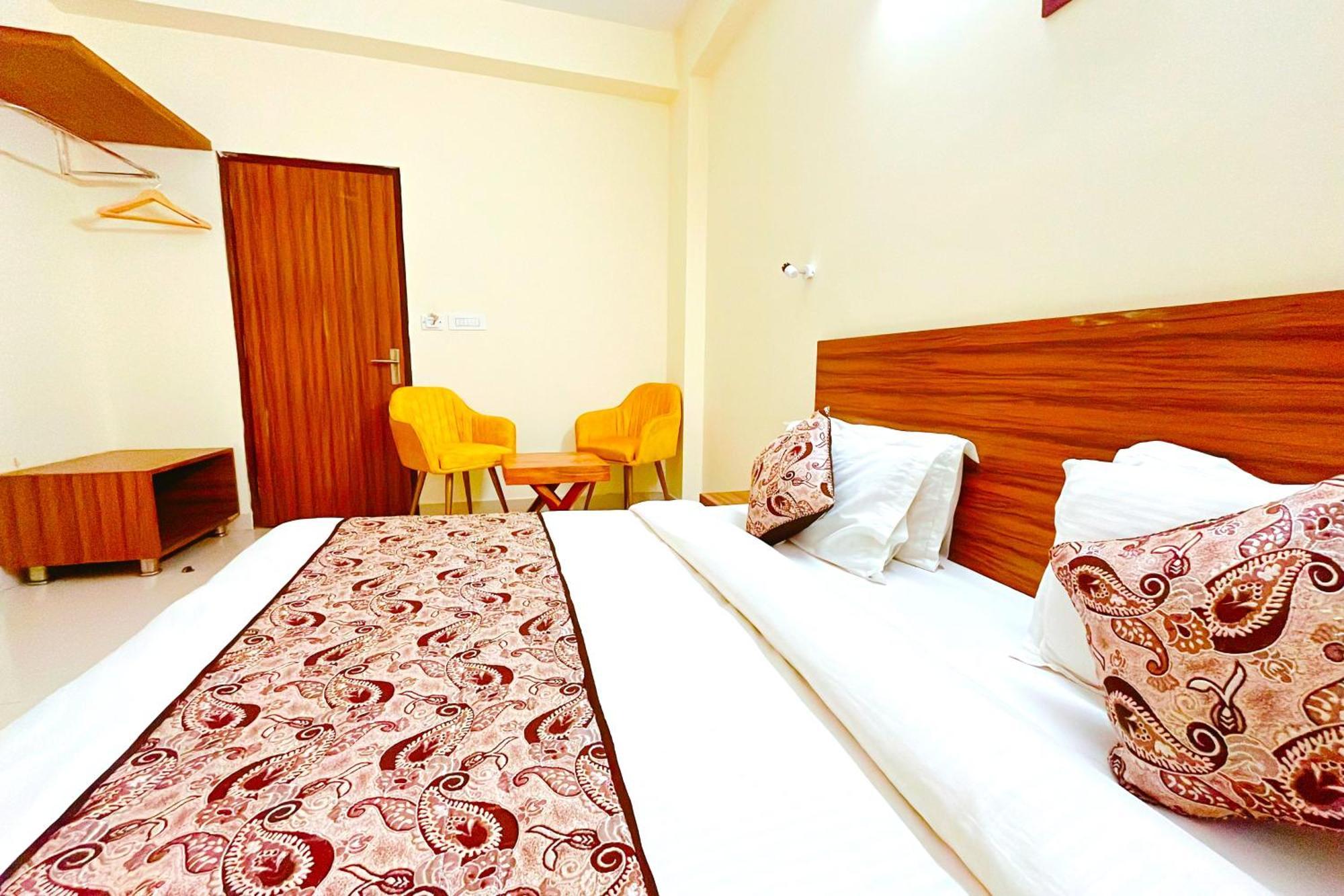 Ganga Ashoka Hotel Rishikesh Exterior photo
