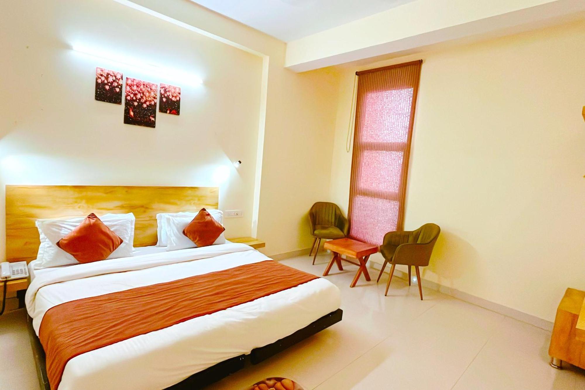 Ganga Ashoka Hotel Rishikesh Exterior photo
